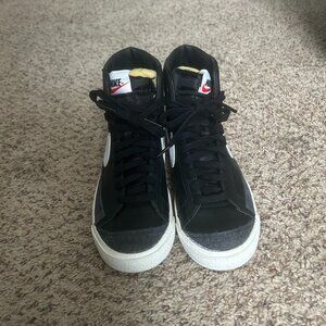 Nike Black and Gray Women's Sneakers